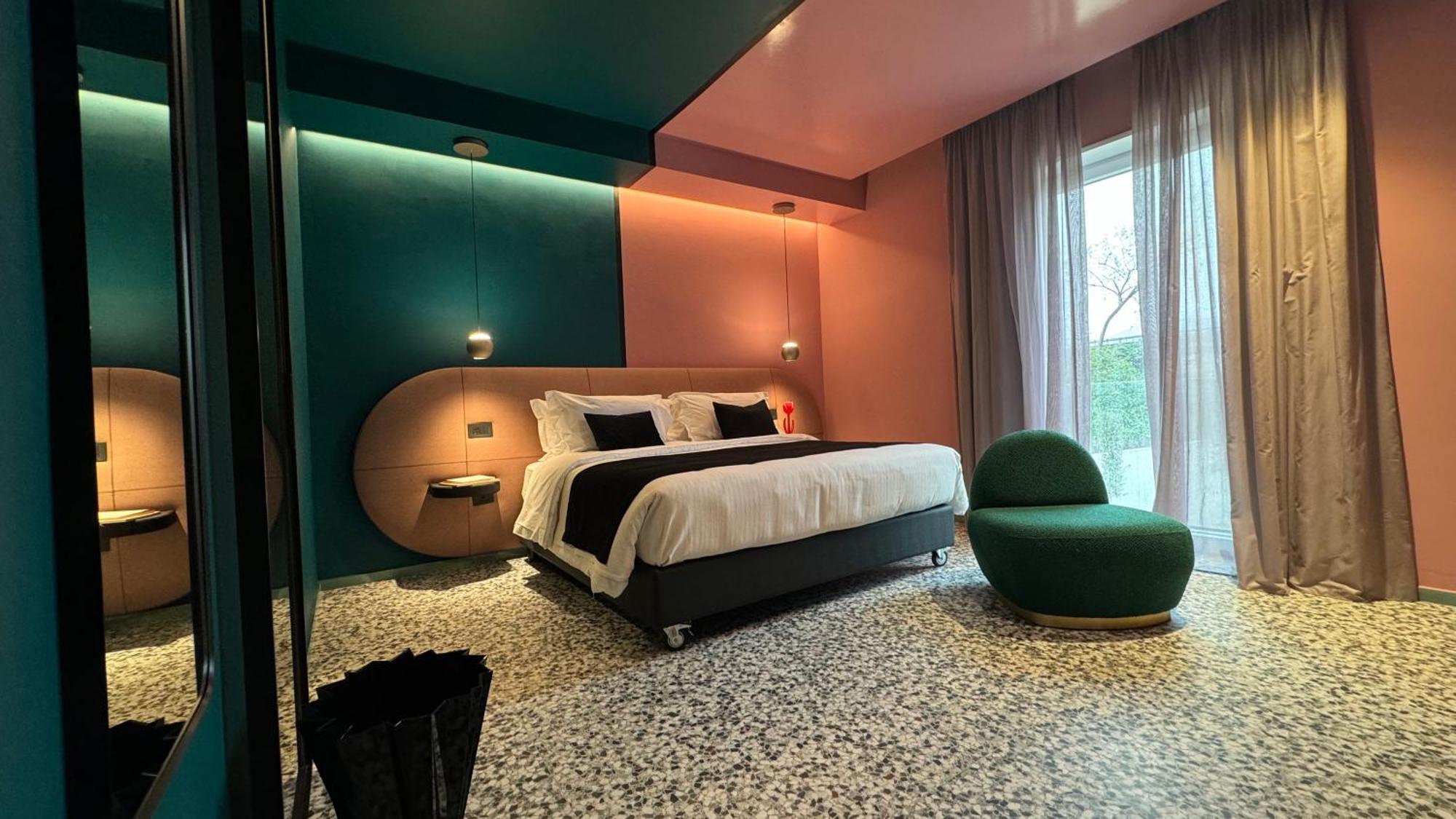Nola Boutique Hotel Nbh Luaran gambar